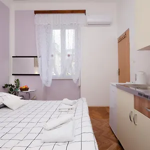 Bulesic Apartment